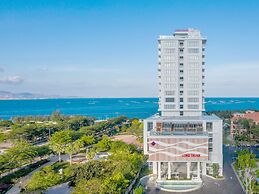 Long Thuan Hotel & Resort