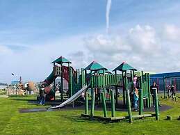 Lovely 2-bed Static Caravan in Rhyl