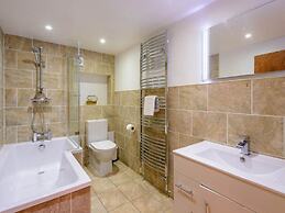 Curlew - Double Upper Apartment