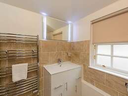 Curlew - Double Upper Apartment