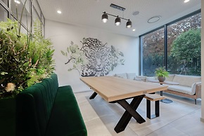 Kyriad Lyon Ouest - Limonest