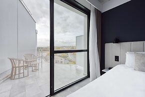 Kyriad Lyon Ouest - Limonest