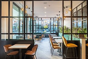 Kyriad Lyon Ouest - Limonest