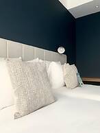 Kyriad Lyon Ouest - Limonest