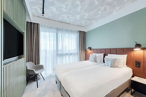 Kyriad Lyon Ouest - Limonest