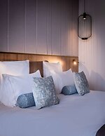 Golden Tulip Lyon Ouest Techlid - Hotel and Spa