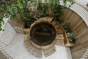 Golden Tulip Lyon Ouest Techlid - Hotel and Spa