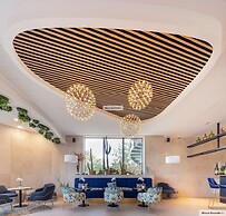 Golden Tulip Lyon Ouest Techlid - Hotel and Spa