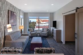 Home2 Suites by Hilton Anderson Downtown