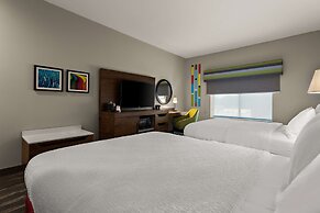 Hampton Inn & Suites Ruskin I-75