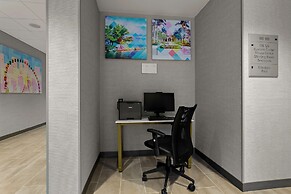 Hampton Inn & Suites Ruskin I-75