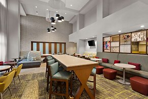 Hampton Inn & Suites Ruskin I-75