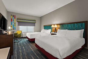 Hampton Inn & Suites Ruskin I-75