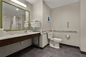 Hampton Inn & Suites Ruskin I-75