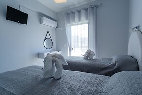 Akis Villa Studios & Apartments with Pool