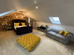 Captivating 4-bed House in Lincoln