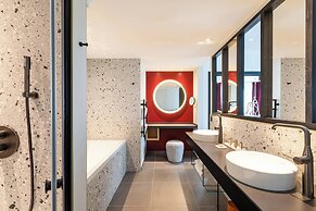 Renaissance Bordeaux Hotel