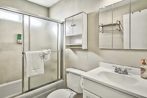 2BR Pikes Peak Views Garden of Gods Dog-friendly!
