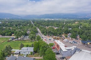 4BR Modern Marvel Downtown Custom Private Balcony