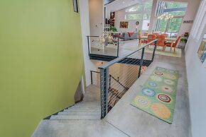 4BR Modern Marvel Downtown Custom Private Balcony