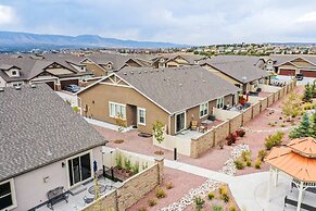 4BR Modern Townhome Close to Usafa!