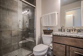 4BR Modern Townhome Close to Usafa!