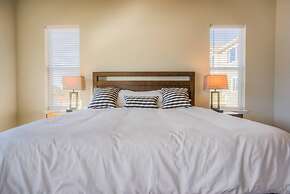 5BD Lakeside Mountain Spectacularhot Tubluxury