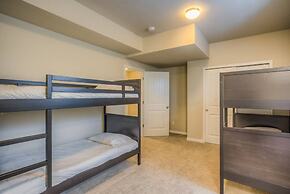 5BD Lakeside Mountain Spectacularhot Tubluxury