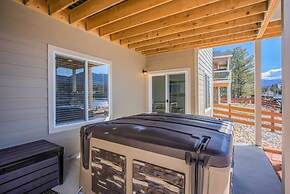 5BD Lakeside Mountain Spectacularhot Tubluxury