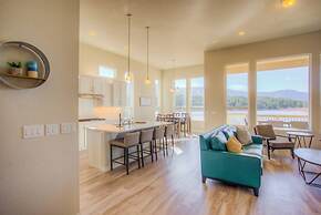 5BD Lakeside Mountain Spectacularhot Tubluxury