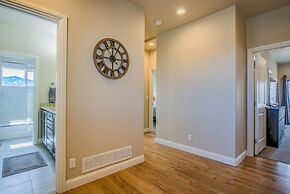 4bdpikes Peak Viewsminutes to Hiking & Dining!!