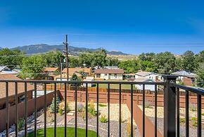 4bdpikes Peak Viewsminutes to Hiking & Dining!!