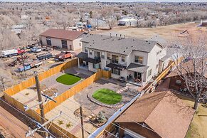 4bdpikes Peak Viewsminutes to Hiking & Dining!!