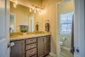 4bdpikes Peak Viewsminutes to Hiking & Dining!!