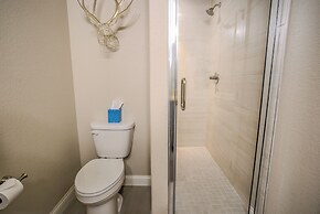 4bdpikes Peak Viewsminutes to Hiking & Dining!!