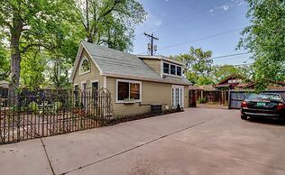 2BD Chic Cottage Mtns Walk Everywhere