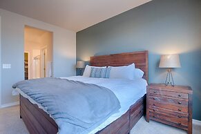 2BR Mtn Viewsusaf Academynewly Buildcentral AC