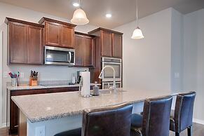 2BR Mtn Viewsusaf Academynewly Buildcentral AC