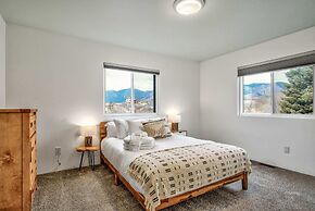 4brfireplace & Mountain Viewsdog-friendly & Hiking Nearby!