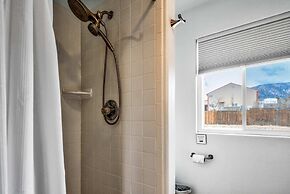 4brfireplace & Mountain Viewsdog-friendly & Hiking Nearby!