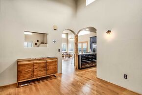 4brfireplace & Mountain Viewsdog-friendly & Hiking Nearby!