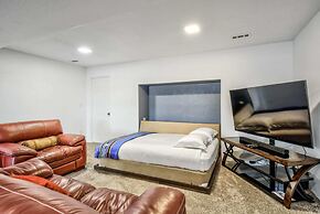 4brfireplace & Mountain Viewsdog-friendly & Hiking Nearby!