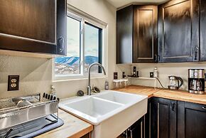 4brfireplace & Mountain Viewsdog-friendly & Hiking Nearby!