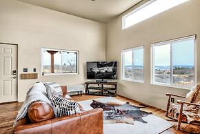 4brfireplace & Mountain Viewsdog-friendly & Hiking Nearby!