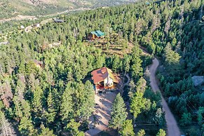 Mountain Getaway Cabinhot Tub & Pool Table4bd