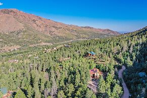 Mountain Getaway Cabinhot Tub & Pool Table4bd