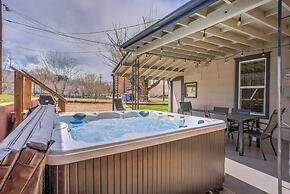 3BD Downtown Modern Victorian W/hot Tub, Park & Lake!