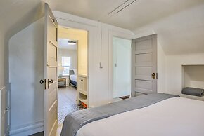 3BD Downtown Modern Victorian W/hot Tub, Park & Lake!