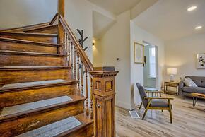 3BD Downtown Modern Victorian W/hot Tub, Park & Lake!