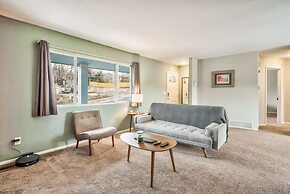 2brclose To Hiking & Garden of Godsbose Surround Sound Pet-friendly